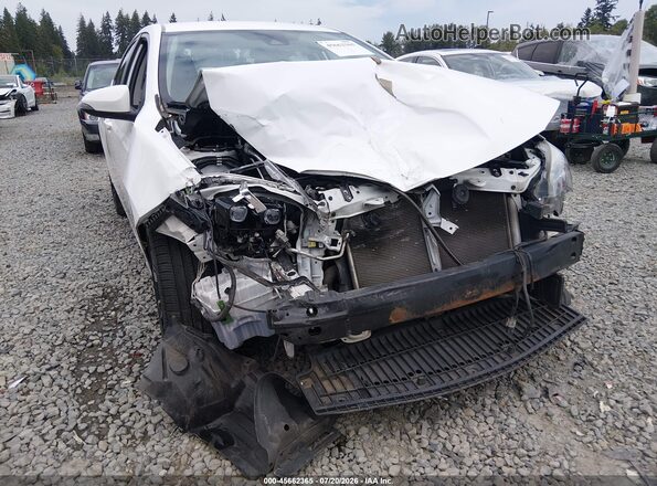 2T1BURHE8HC863082 2017 TOYOTA COROLLA White Widok z przodu