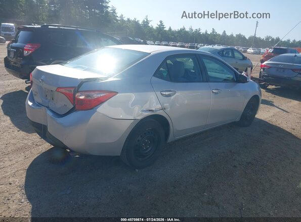 2T1BURHE8JC024796 2018 TOYOTA COROLLA Silver Trasero derecho