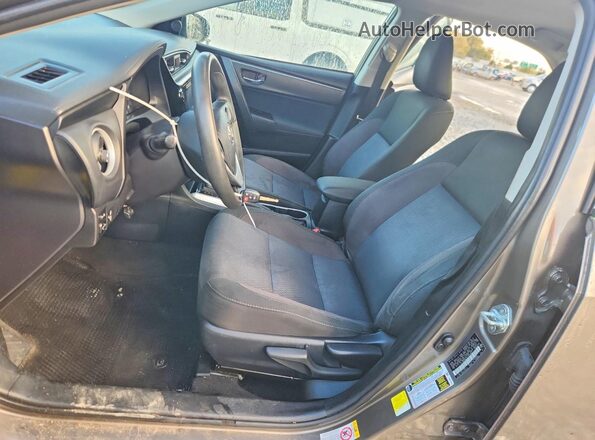 2T1BURHE8JC030923 2018 TOYOTA COROLLA Gray Widok wnętrza z przodu