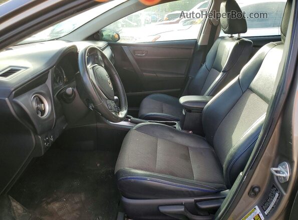2T1BURHE8JC064019 2018 TOYOTA COROLLA Gray წინა სალონის ხედი