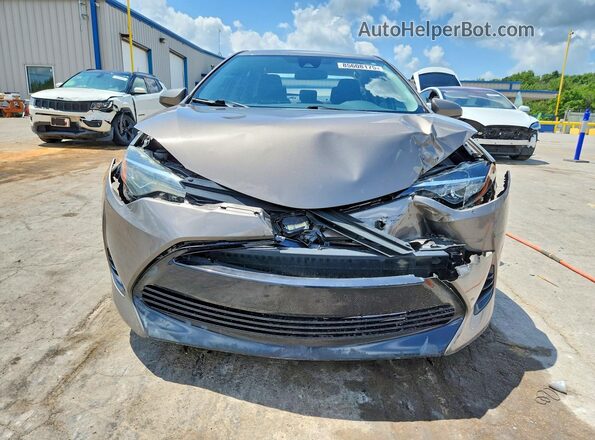 2T1BURHE8KC225776 2019 TOYOTA COROLLA Silver Widok z przodu