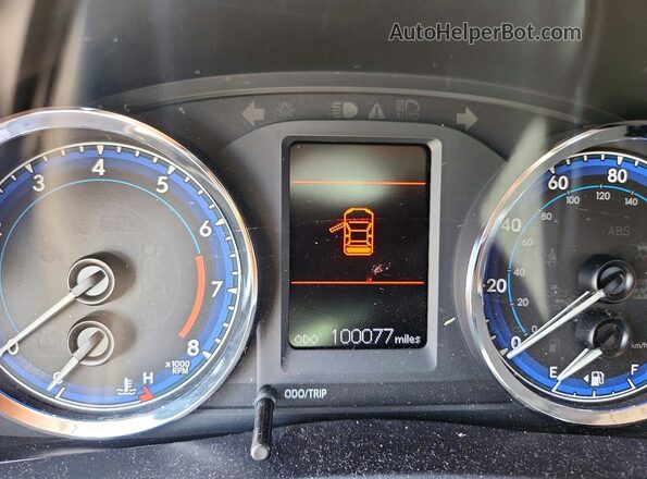 2T1BURHE8KC225776 2019 TOYOTA COROLLA Silver Widok zestawu wskaźników