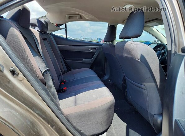 2T1BURHE8KC225776 2019 TOYOTA COROLLA Silver Widok tylnych siedzeń