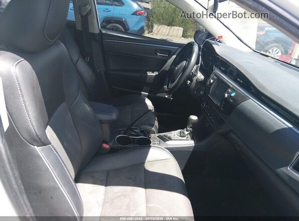 2T1BURHE9GC608763 2016 TOYOTA COROLLA Белый Вид салона спереди