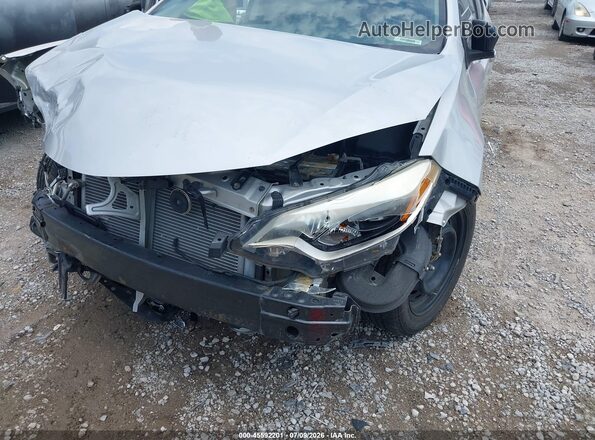 2T1BURHE9GC626308 2016 TOYOTA COROLLA Silver Vista frontal