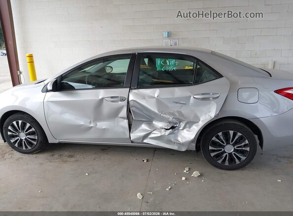 2T1BURHE9GC717434 2016 TOYOTA COROLLA Silver Widok z przodu