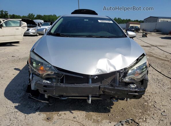 2T1BURHE9GC726019 2016 TOYOTA COROLLA Серебряный Вид спереди