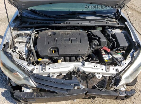 2T1BURHE9GC726019 2016 TOYOTA COROLLA Серебряный Вид задней части салона