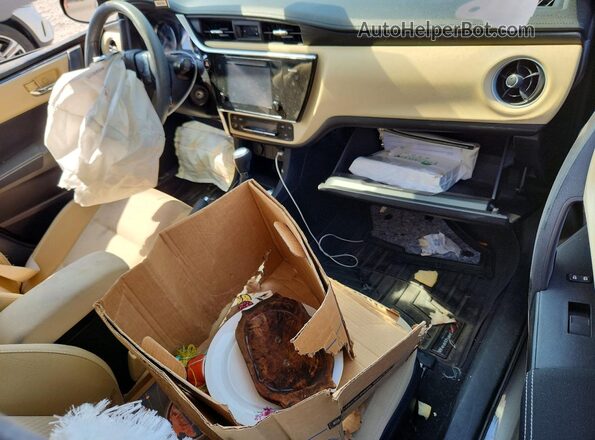 2T1BURHE9HC841981 2017 TOYOTA COROLLA Gray Vista del salpicadero