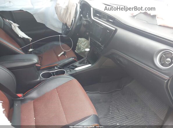 2T1BURHE9HC870719 2017 TOYOTA COROLLA Синий Вид салона спереди