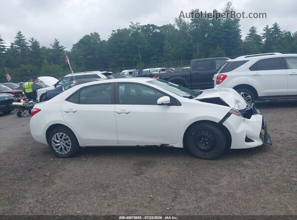 2T1BURHE9HC904691 2017 TOYOTA COROLLA Белый Вид задней части салона