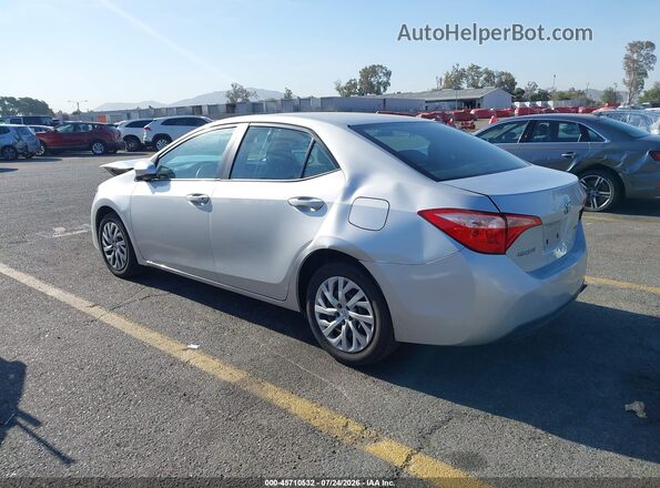 2T1BURHE9JC037783 2018 TOYOTA COROLLA Silver Tył lewy