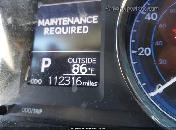 2T1BURHE9JC037783 2018 TOYOTA COROLLA Silver 