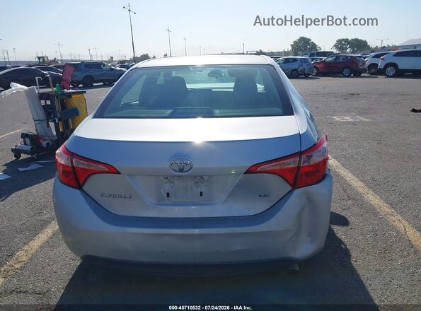 2T1BURHE9JC037783 2018 TOYOTA COROLLA Silver 