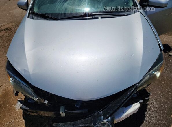 2T1BURHE9JC050520 2018 TOYOTA COROLLA Silver Rear interior view