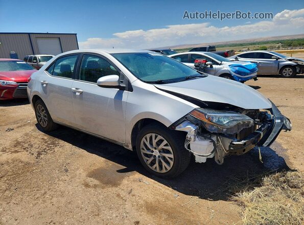 2T1BURHE9JC050520 2018 TOYOTA COROLLA Silver Front right