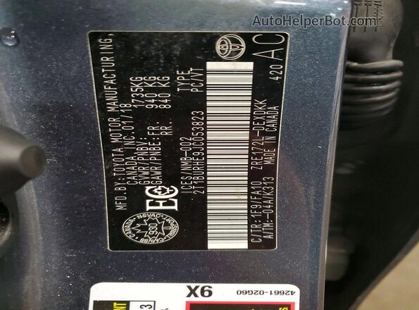 2T1BURHE9JC053823 2018 TOYOTA COROLLA Blue ძრავის განყოფილების ხედი