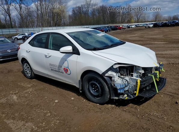 2T1BURHE9JC091052 2018 TOYOTA COROLLA White Передня права чверть