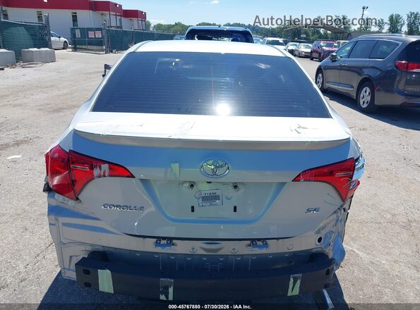 2T1BURHE9JC965397 2018 TOYOTA COROLLA Silver Вид спереду