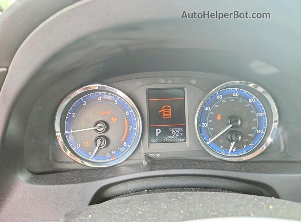 2T1BURHE9KC137738 2019 TOYOTA COROLLA Blue Вид щитка приладів