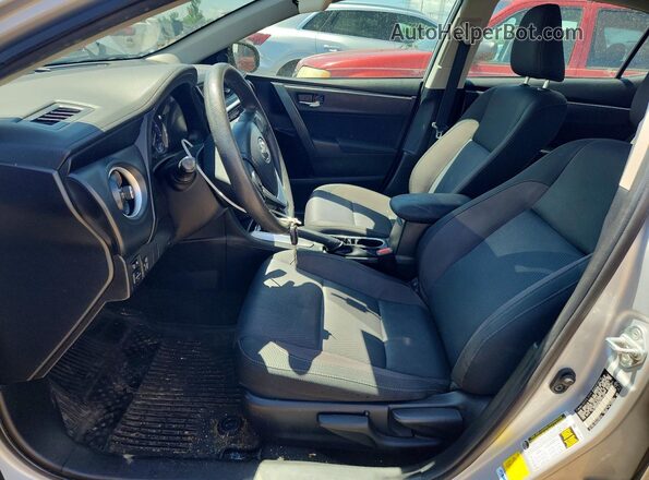2T1BURHE9KC201440 2019 TOYOTA COROLLA Silver Вид салону спереду