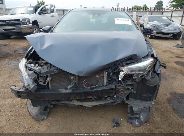 2T1BURHEXHC769950 2017 TOYOTA COROLLA Blue Front view