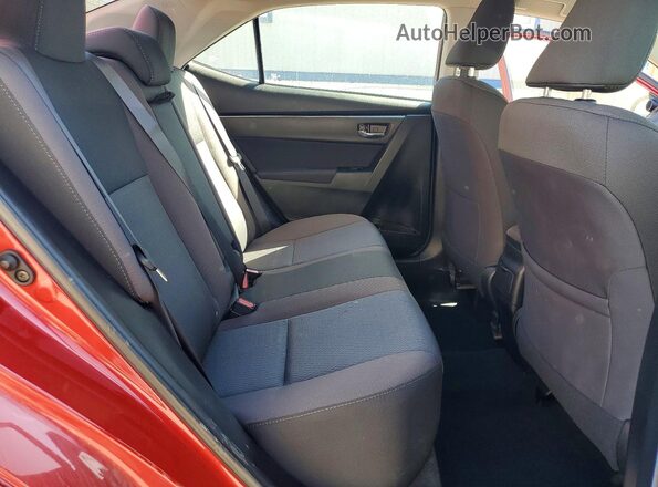 2T1BURHEXHC828110 2017 TOYOTA COROLLA Red Հետևի նստատեղերի տեսք
