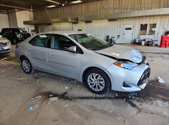 2T1BURHEXHC914646 2017 TOYOTA COROLLA Silver Առջևի աջ