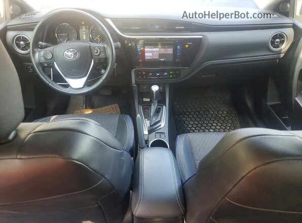 2T1BURHEXHC943838 2017 TOYOTA COROLLA Black Dashboard view