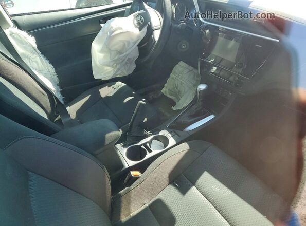 2T1BURHEXHC961658 2017 TOYOTA COROLLA Red Առջևի վահանակի տեսք