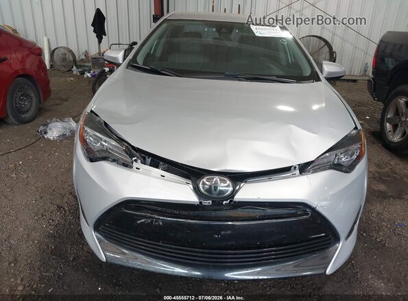 2T1BURHEXJC037503 2018 TOYOTA COROLLA Серый Вид спереди