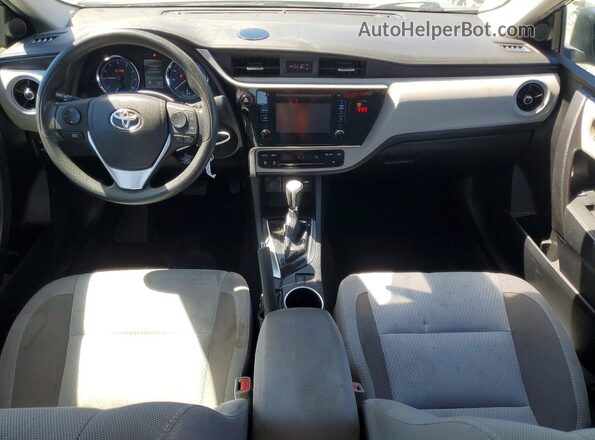 2T1BURHEXJC039851 2018 TOYOTA COROLLA Blue Вид панелі приладів