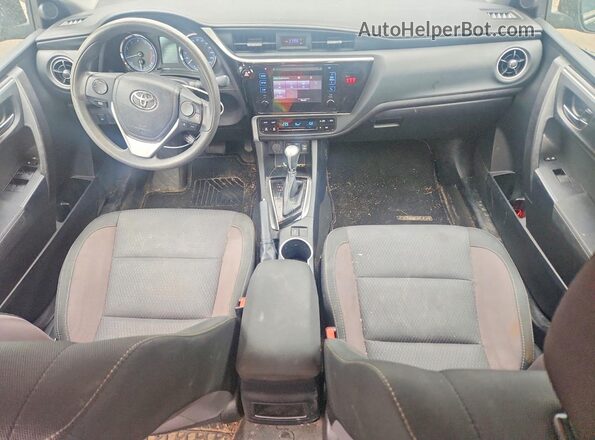 2T1BURHEXJC079704 2018 TOYOTA COROLLA Черный Вид панели приборов