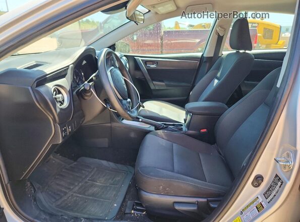 2T1BURHEXKC130796 2019 TOYOTA COROLLA Silver Вид салону спереду
