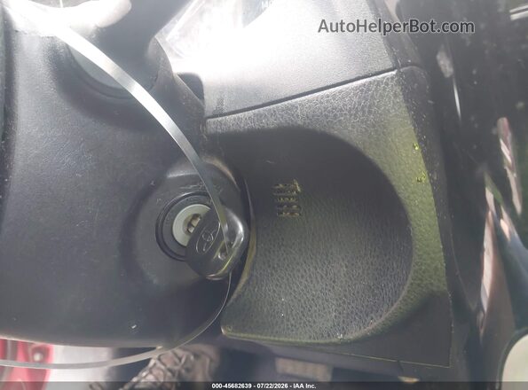 2T1BURHEXKC147128 2019 TOYOTA COROLLA Red Widok deski rozdzielczej