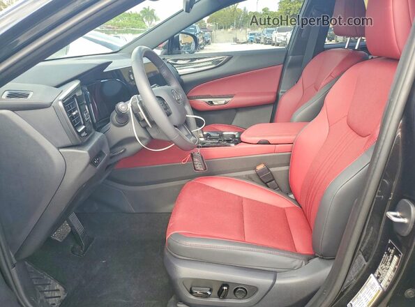 2T2ADCAZ4SC024183 2025 LEXUS NX Black Vista interior delantera