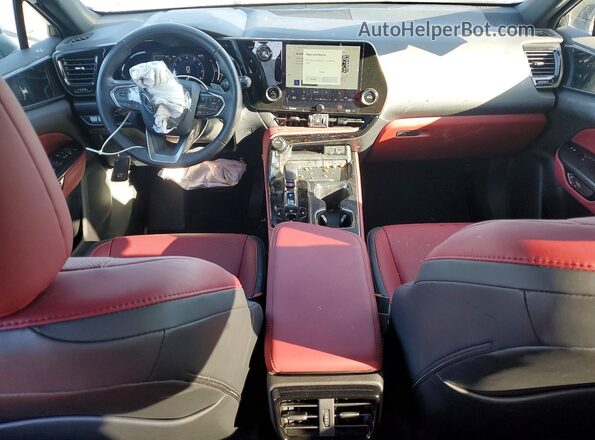 2T2ADCAZ4SC029030 2025 LEXUS NX Белый Вид панели приборов