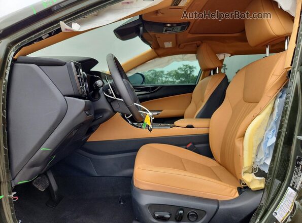 2T2AGCEZ2SC082200 2025 LEXUS NX Green Front interior view