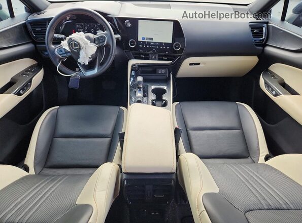 2T2AGCEZ3RC037700 2024 LEXUS NX Gray წინა პანელის ხედი