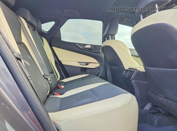 2T2AGCEZ3RC037700 2024 LEXUS NX Gray უკანა სალონის ხედი