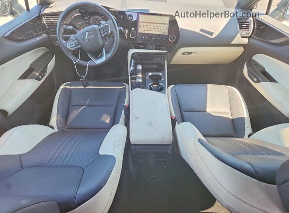2T2AKCEZ3RC027862 2024 LEXUS NX Black Առջևի վահանակի տեսք