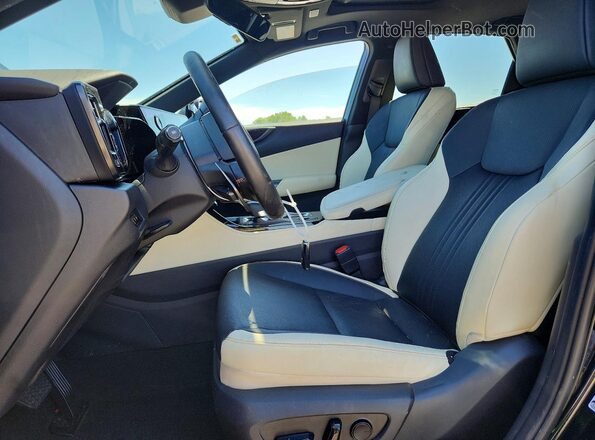 2T2AKCEZ3RC027862 2024 LEXUS NX Black Սալոնի դիմացի տեսք