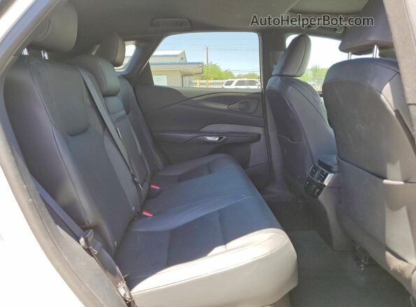 2T2BAMBA0RC026115 2024 LEXUS RX Белый Вид задних сидений