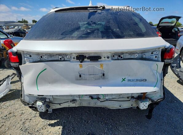 2T2BAMBA5PC019383 2023 LEXUS RX White Հետևի տեսք