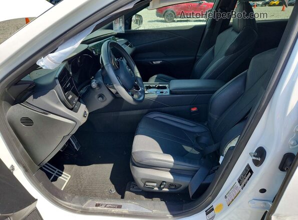 2T2BAMCA4PC008616 2023 LEXUS RX Белый Вид салона спереди