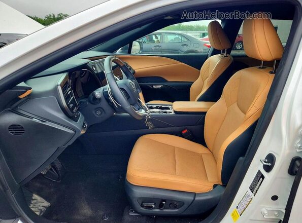 2T2BAMCA5SC092048 2025 LEXUS RX White Front interior view