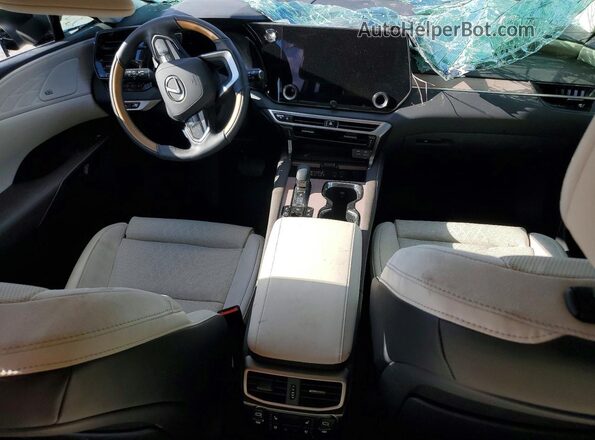 2T2BAMCA7SC121047 2025 LEXUS RX White Առջևի վահանակի տեսք
