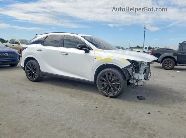 2T2BAMCA8PC003645 2023 LEXUS RX White Front right