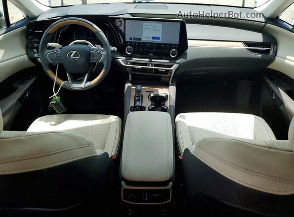 2T2BBMCA0RC039247 2024 LEXUS RX Silver Vista del salpicadero