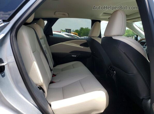 2T2BBMCA0RC039247 2024 LEXUS RX Silver Vista interior trasera
